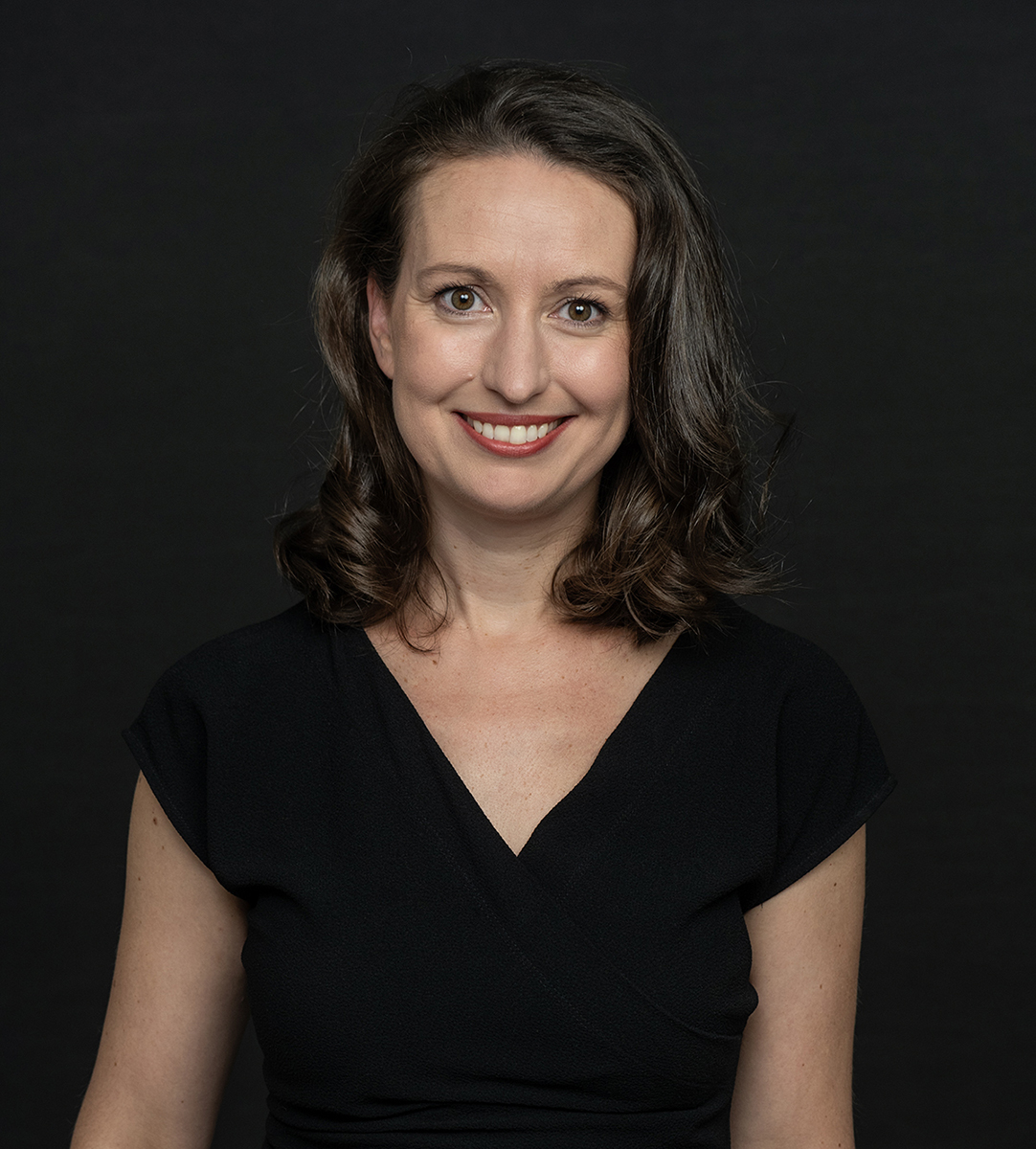 Yasmine Riechers, CEO georg Neumann GmbH – Business Portrait Berlin, Portraitfotografie IV Fotografie